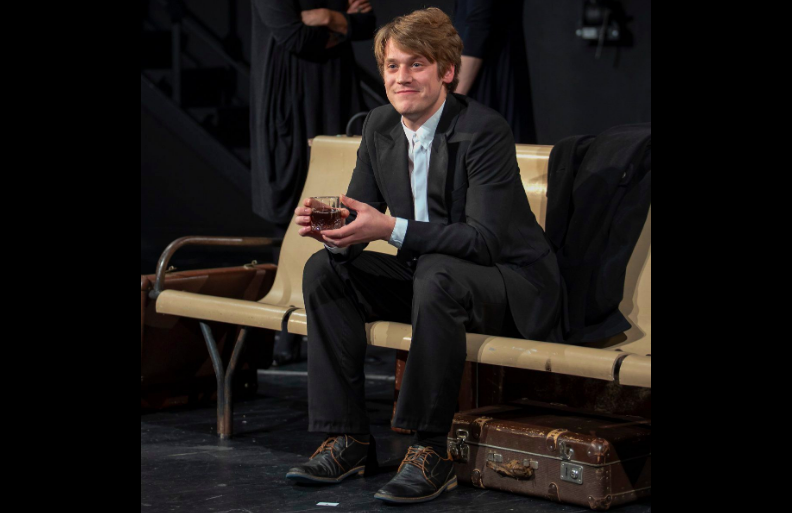 Skats no Rēzeknes teātra "Joriks" izrādes "Rudens sonāte" (2019, rež. Mārtiņš Eihe) // Publicitātes foto